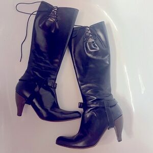 John Fluevog black leather teapots Rooibos boots.  GUC sz 6